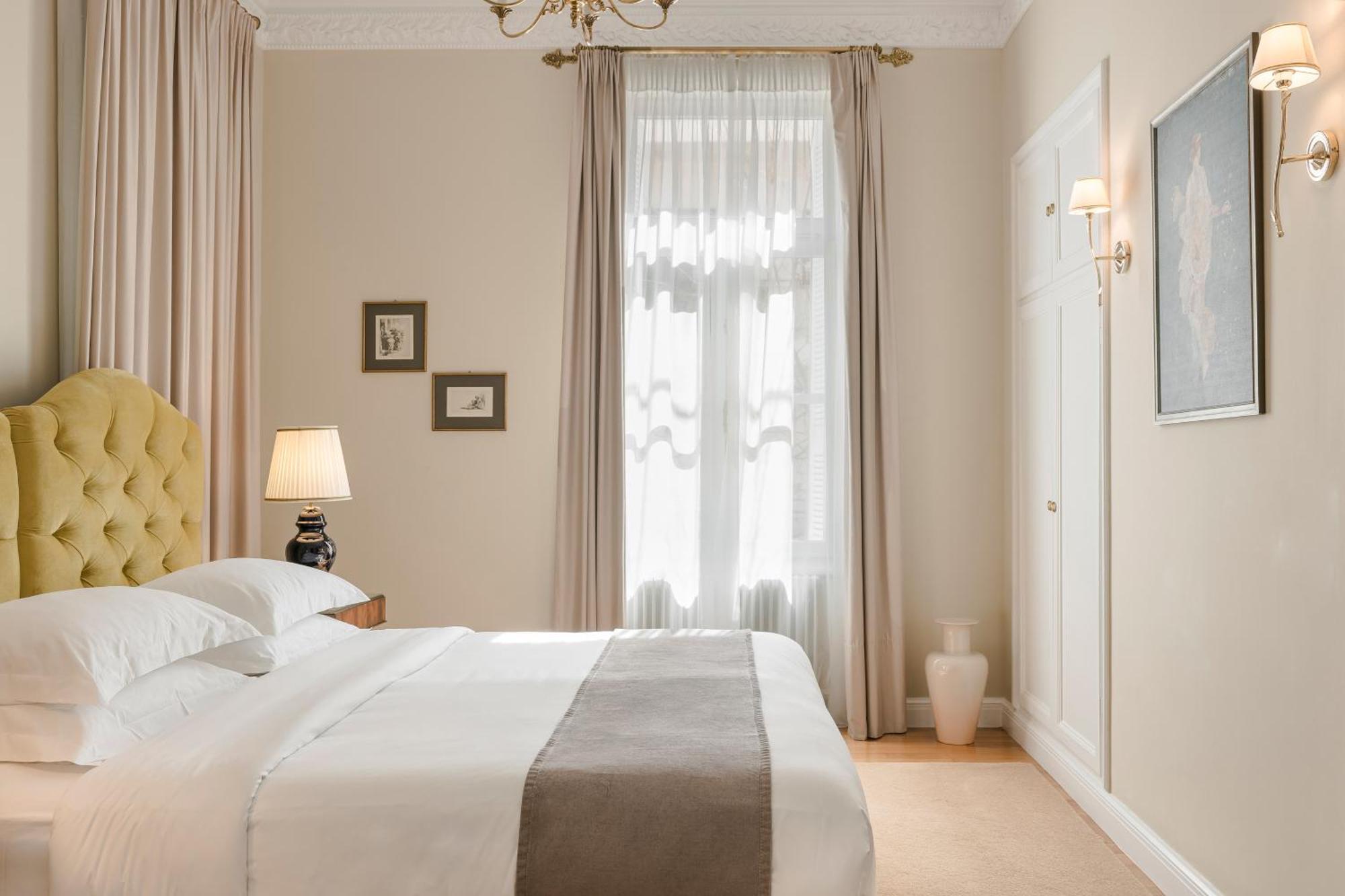 Noble 3* Афины