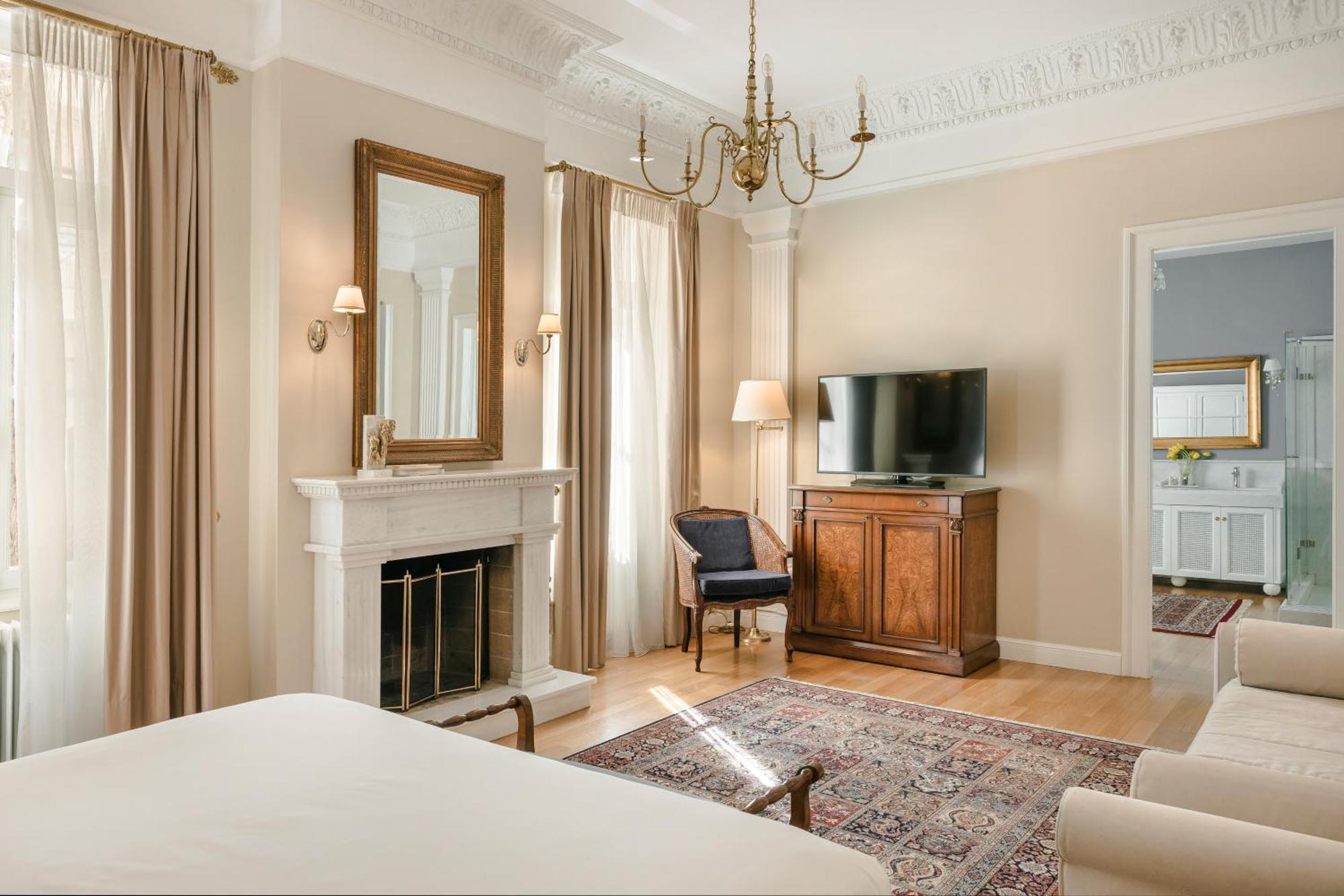 Noble 3* Афины