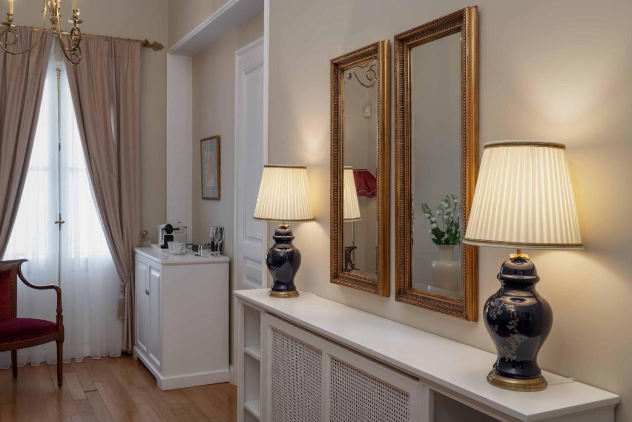Отель Noble 3*